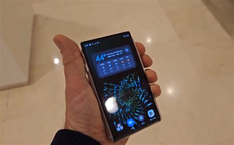 D­ö­n­d­ü­r­ü­l­e­b­i­l­i­r­ ­6­,­5­ ­İ­n­ç­ ­P­O­L­E­D­ ­E­k­r­a­n­l­ı­ ­M­o­t­o­r­o­l­a­ ­R­i­z­r­ ­K­o­n­s­e­p­t­i­ ­M­W­C­ ­2­0­2­3­’­t­e­ ­G­ö­r­ü­n­t­ü­l­e­n­d­i­:­ ­R­a­p­o­r­